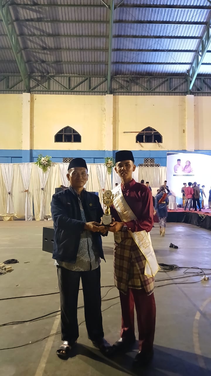 Siswa MAN 2 Sarolangun Mendapatkan Juara Harapan 3 Pada Pemilihan Bujang Upik Kab. Sarolangun Tahun 2024