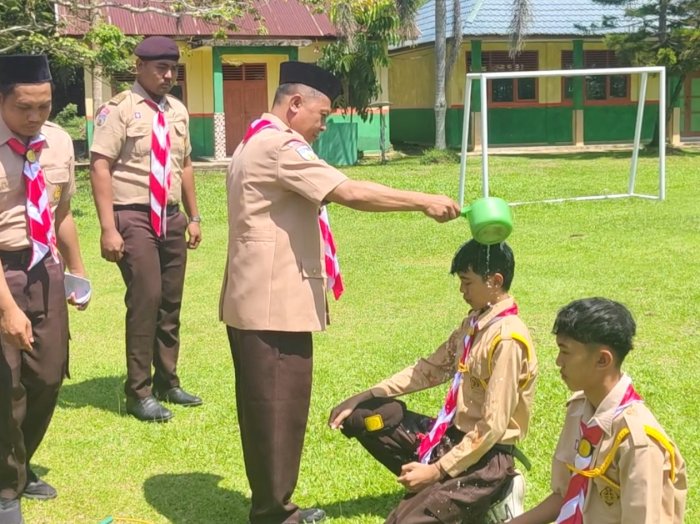 Pelantikan Bantara MAN 2 Sarolangun Berlangsung Khidmat dan Penuh Semangat Pelantikan Bantara MAN 2 Sarolangun Berlangsung Khidmat dan Penuh Semangat